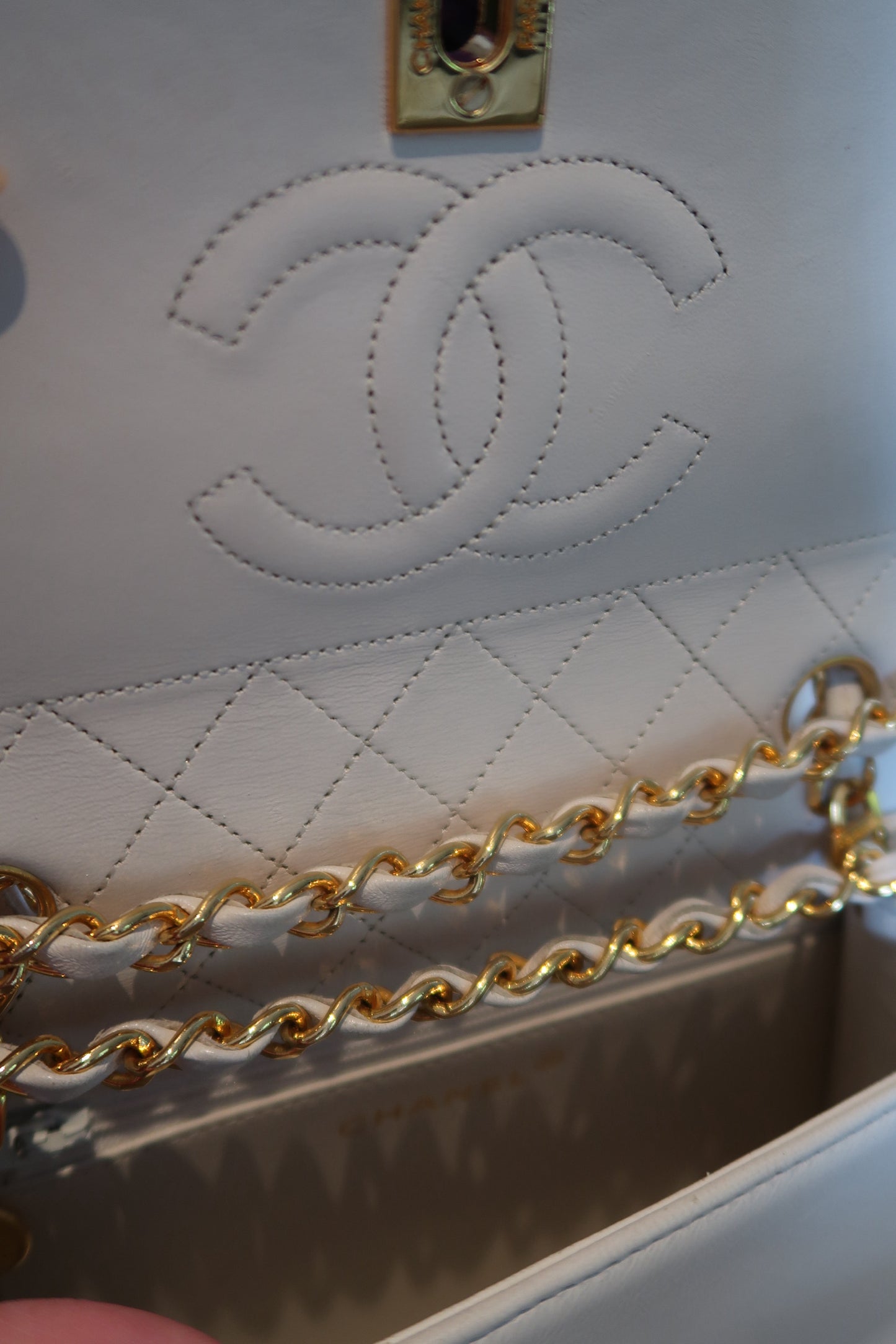 Chanel Vintage 1991 White Quilted Lambskin Trapezoid 24K Gold CC Bag