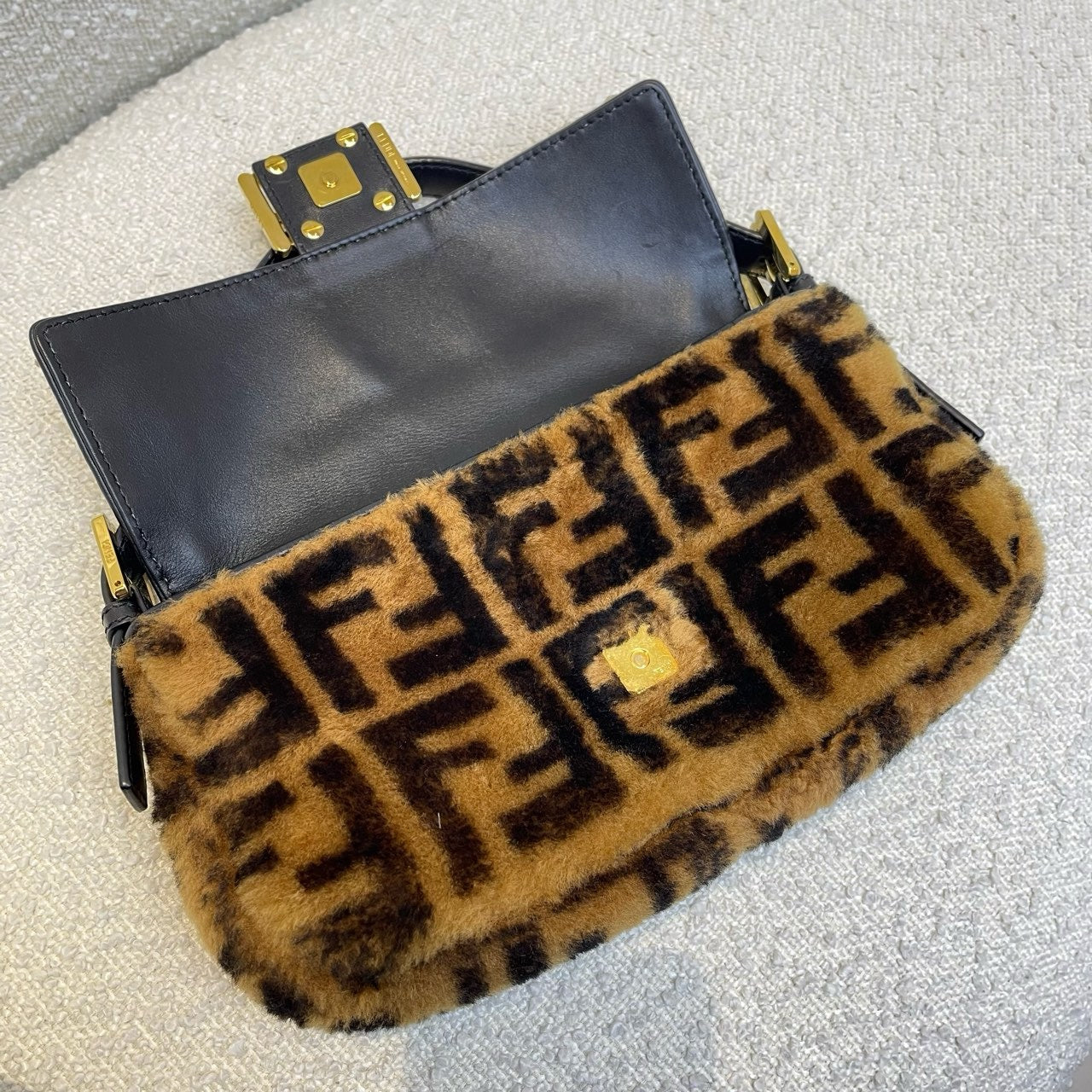 Fendi baguette