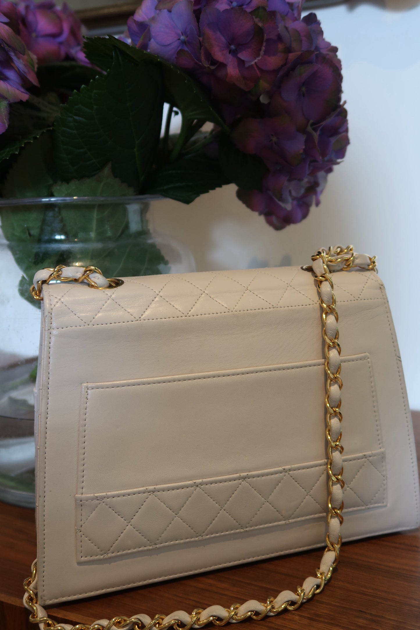 Chanel Vintage 1991 White Quilted Lambskin Trapezoid 24K Gold CC Bag