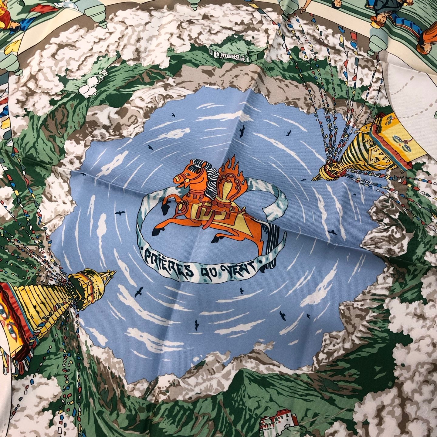 Hermes brand new prieres au vent 90x90 scarf